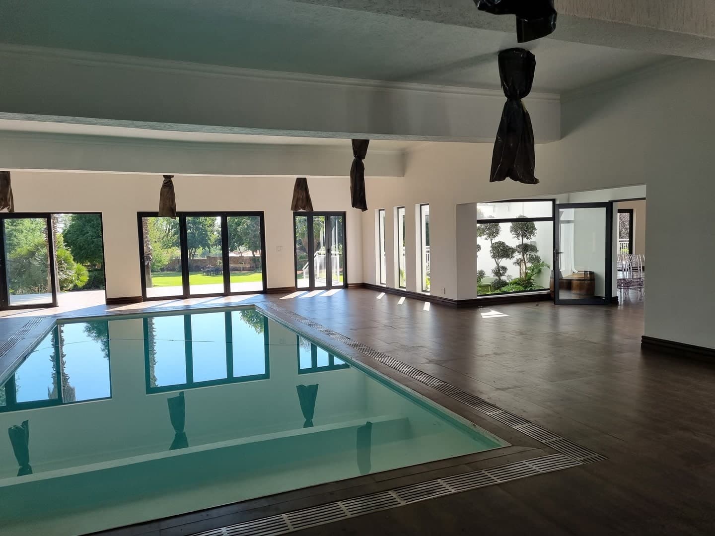 Multiple glass and aluminium products installation